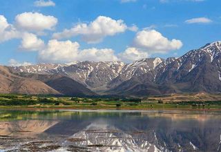 سفر به بام ایران